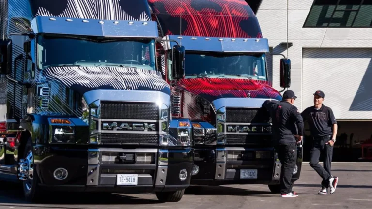 cng vehicles truck mack trucks 1 768x432